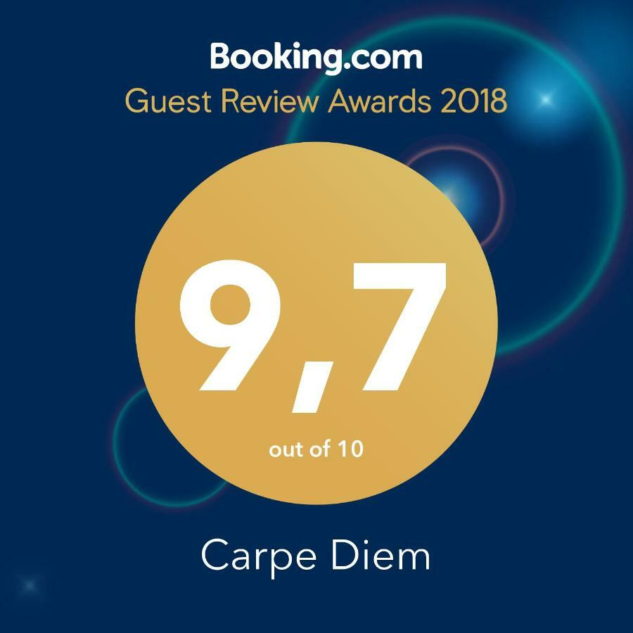 Carpe Diem 奈弗达尔 外观 照片